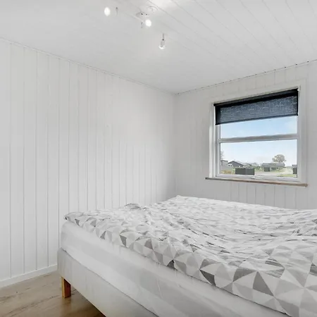 Σπίτι διακοπών Three-bedroom Haderslev With A Fireplace 06 *