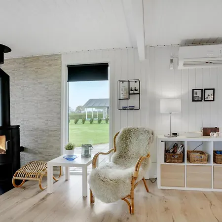 Σπίτι διακοπών Three-bedroom Haderslev With A Fireplace 06